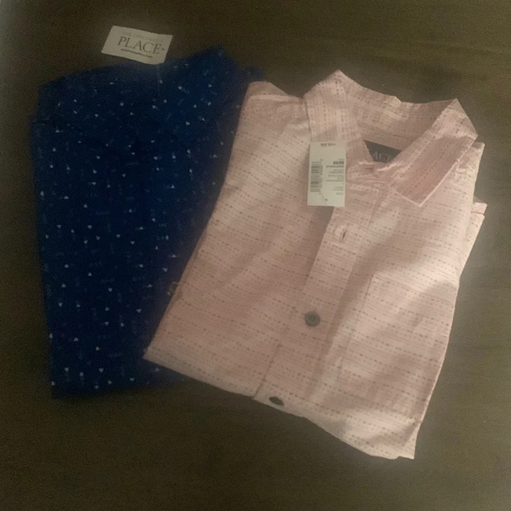 The Children’s place Bundle boy’s 2 button-down short-sleeved shirts